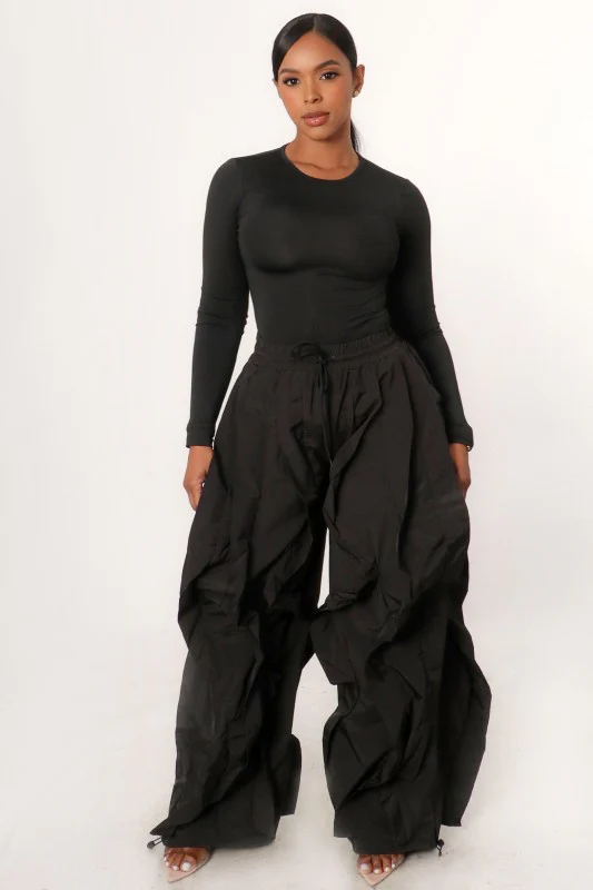 BLACK BODYSUIT TOP WITH RUFFLE TRIM BAGGY PANTS